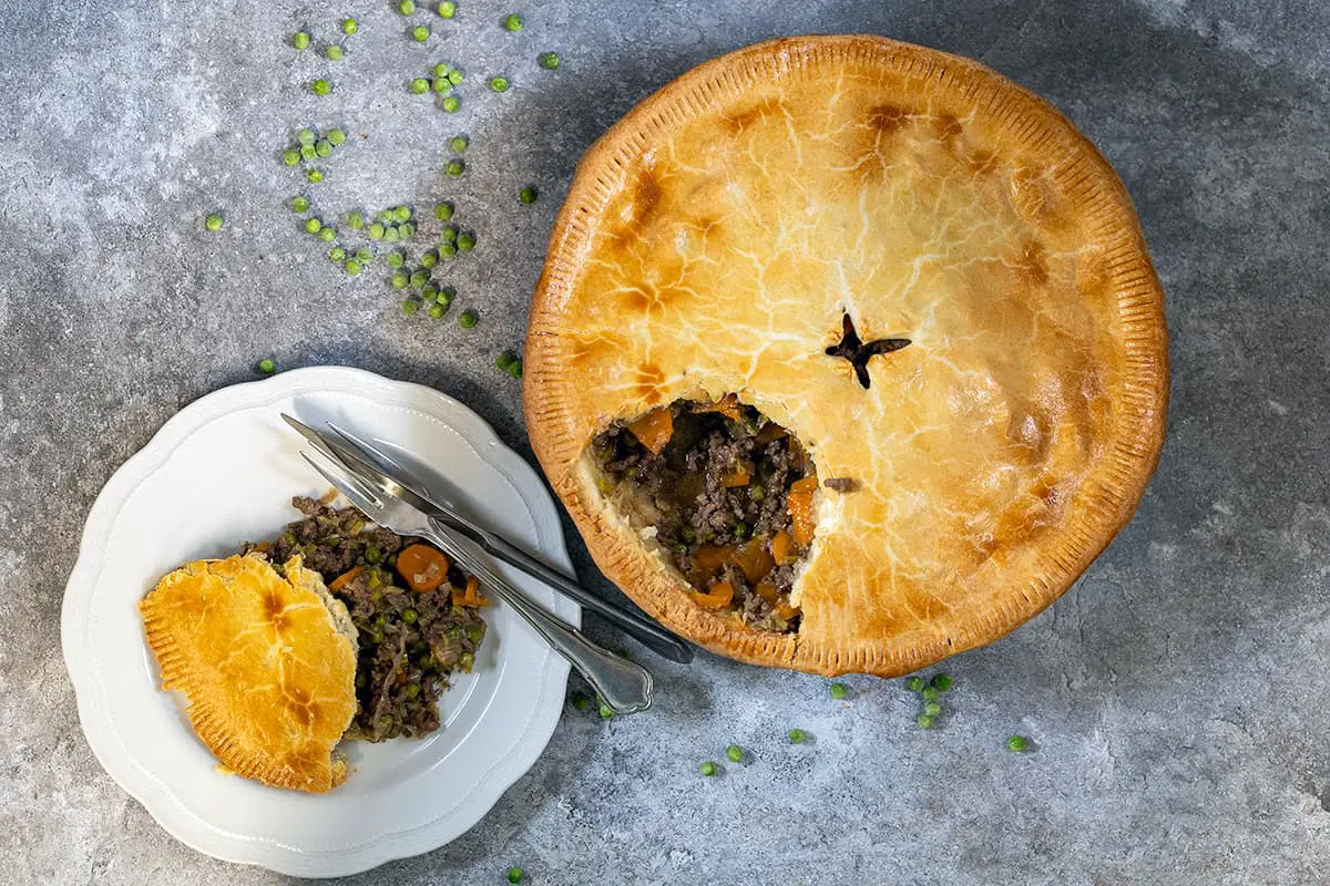 Traditional British meat pie