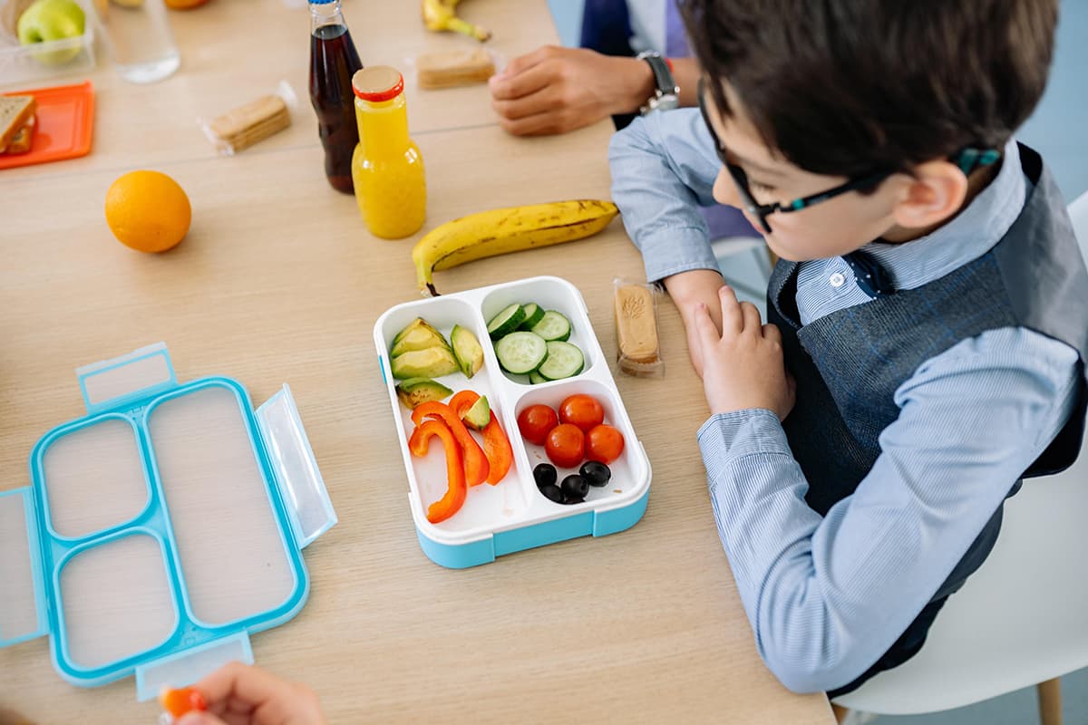 Smart Lunchbox Choices: Get your kids involved with the menu