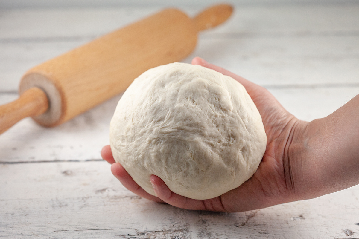 How to make your own pizza dough