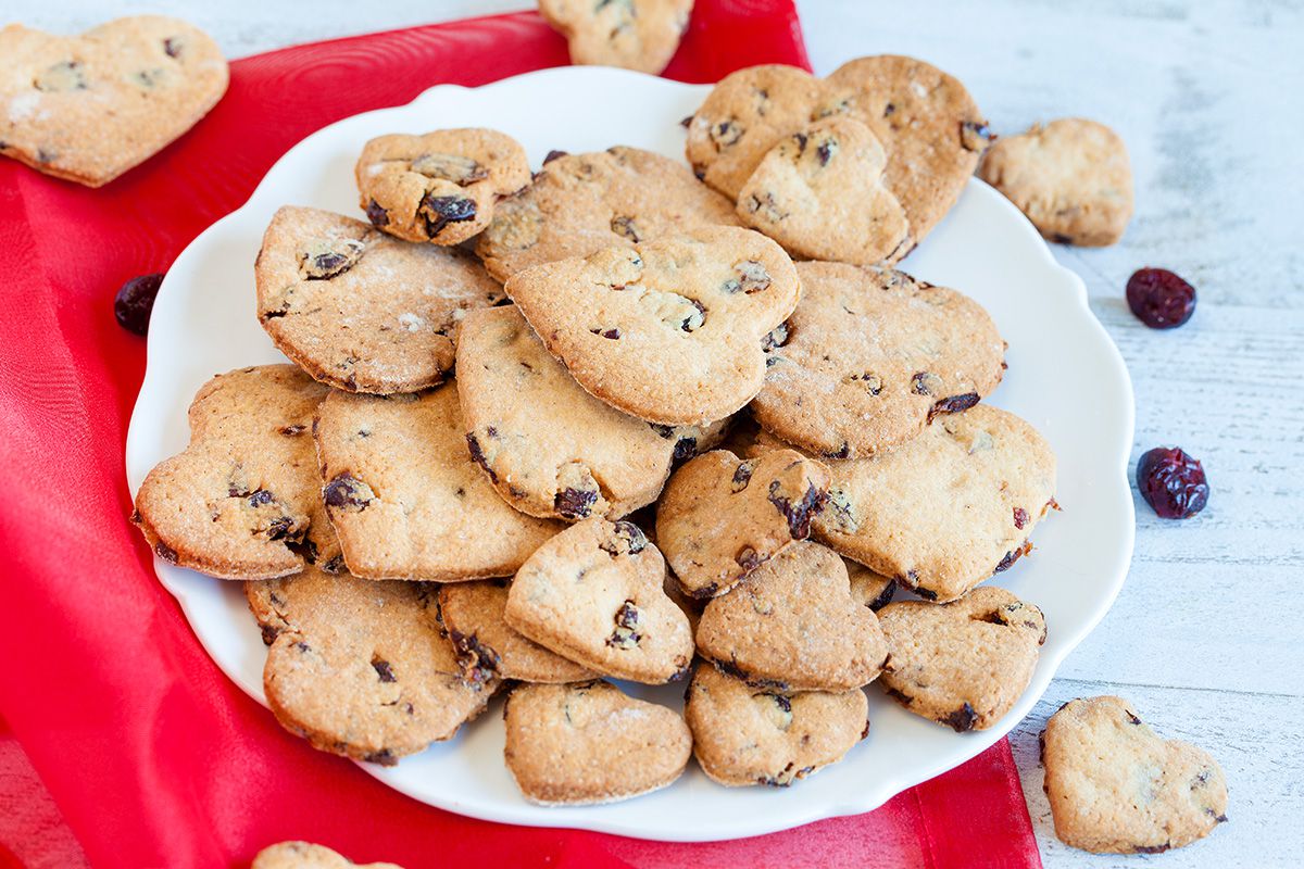 Cranberry cookie hearts
