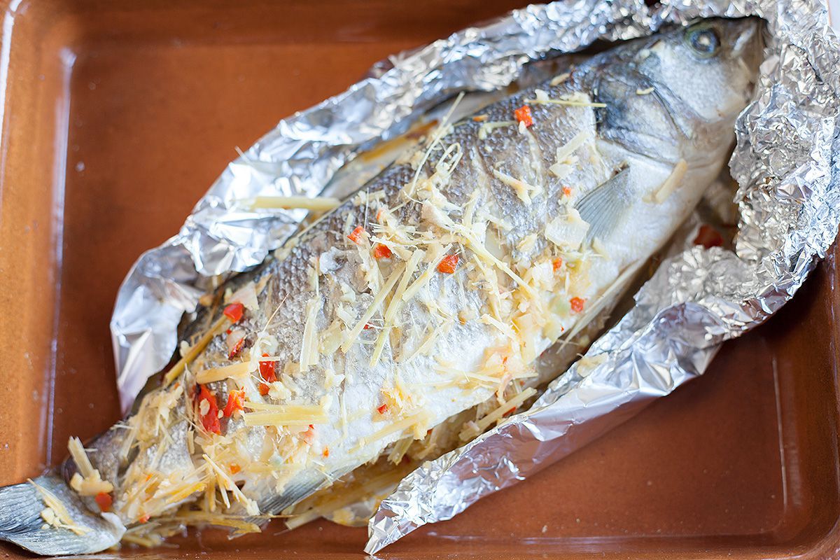 Baked sea bass with lemongrass and ginger