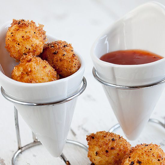 Fried mini mozzarella balls