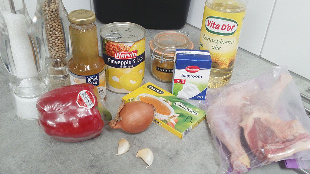 Pineapple curry sauce with chicken legs ingredients