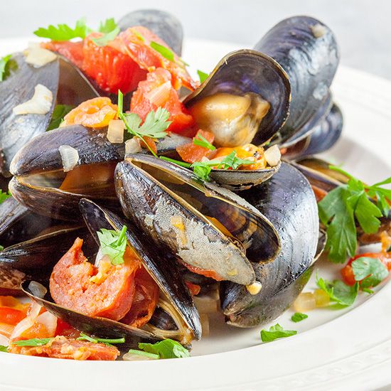 Spanish mussels in chorizo and wine sauce