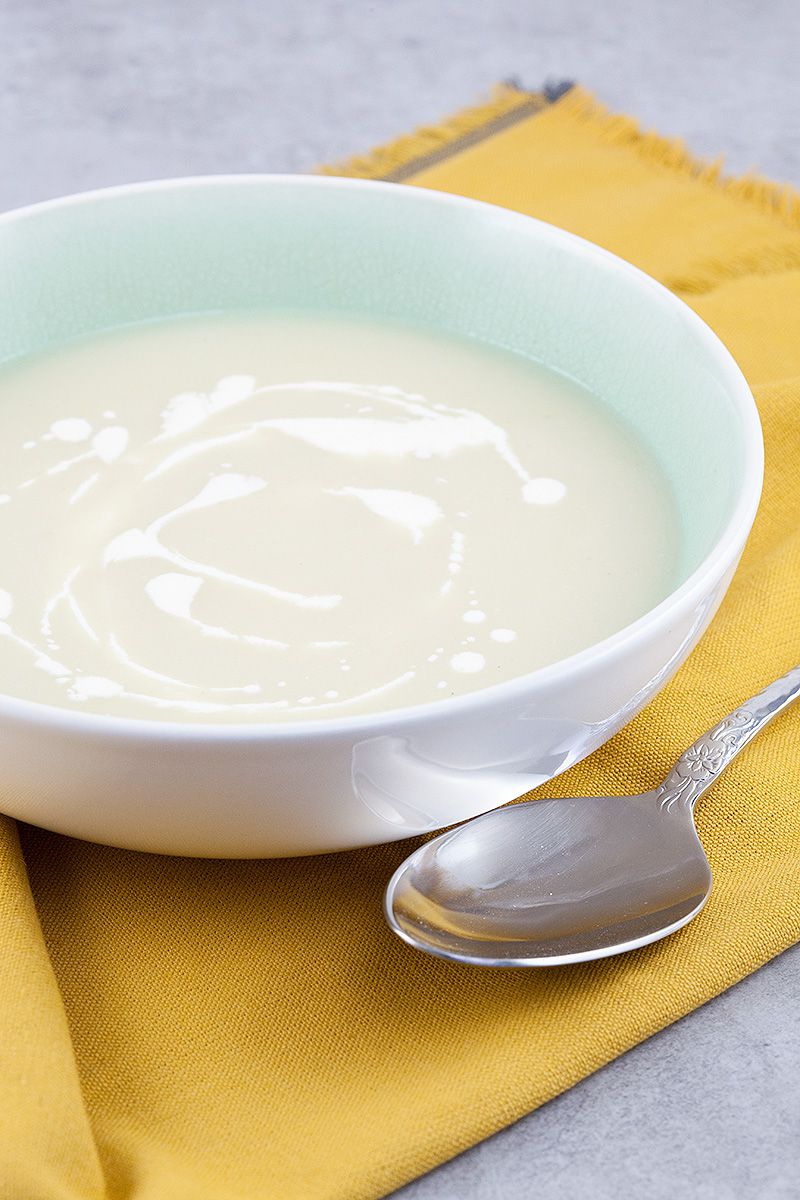 Sweet parsnip and pear soup