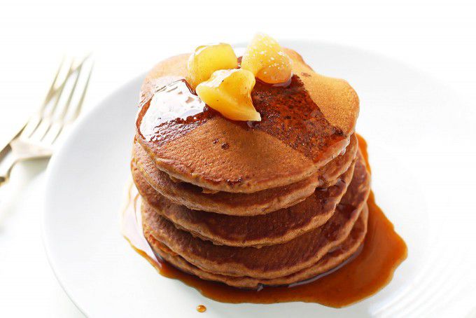 Fluffy whole wheat gingerbread pancakes