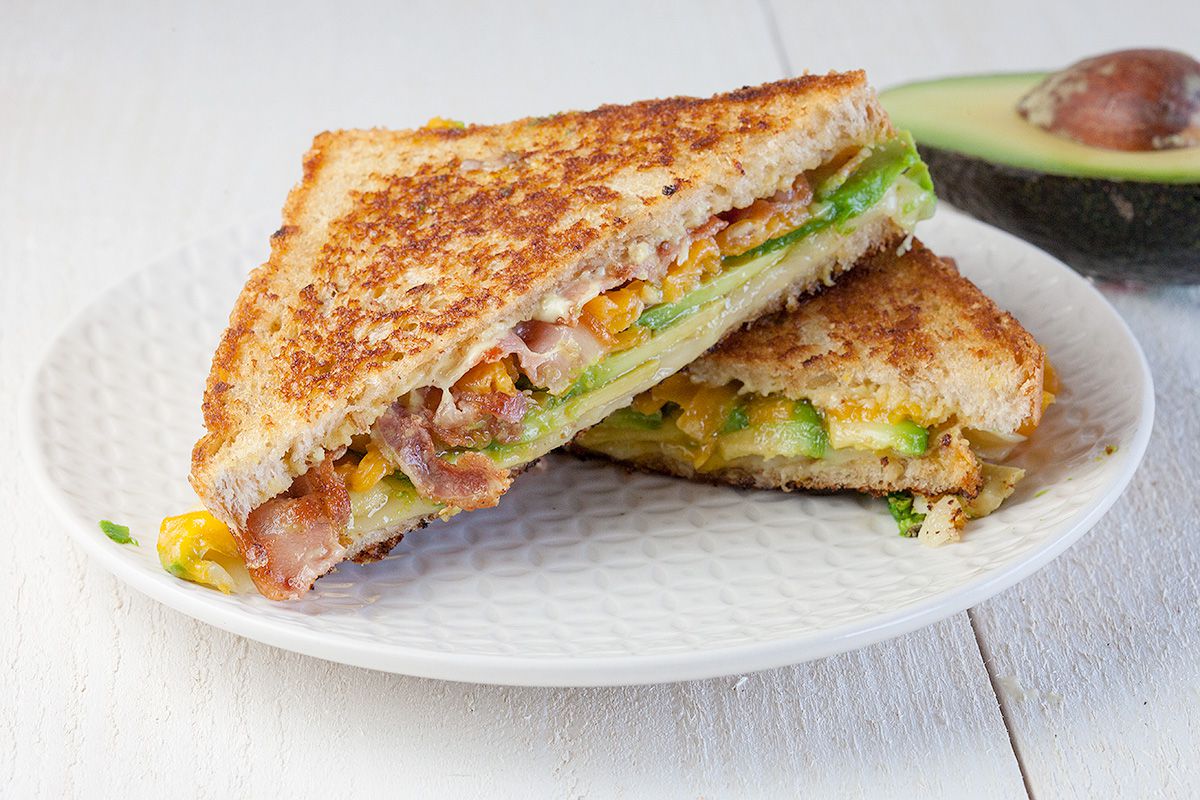 Grilled avocado sandwich