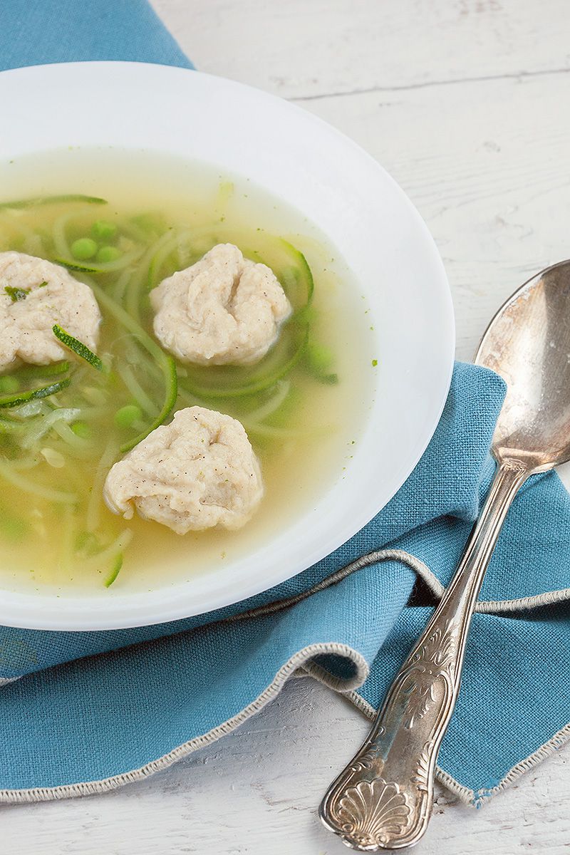Vegetable soup with spelt dumplings
