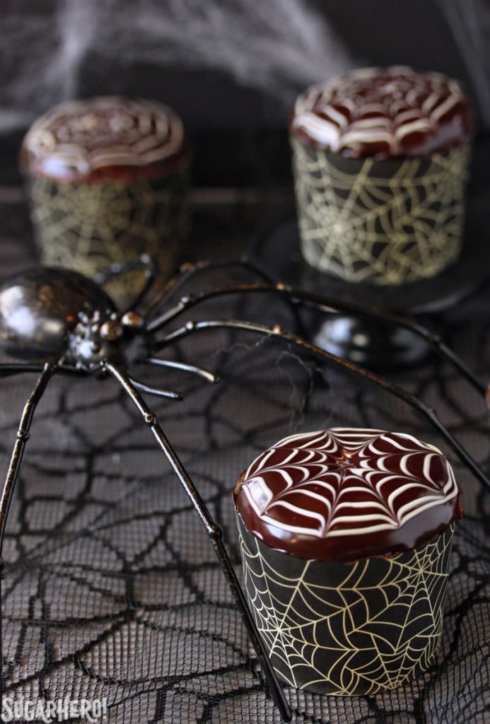 Spiderweb cupcakes