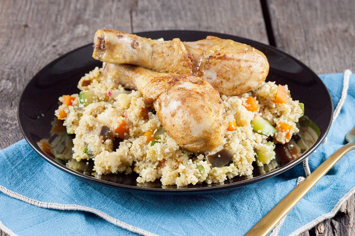 Couscous with veggies and chicken legs