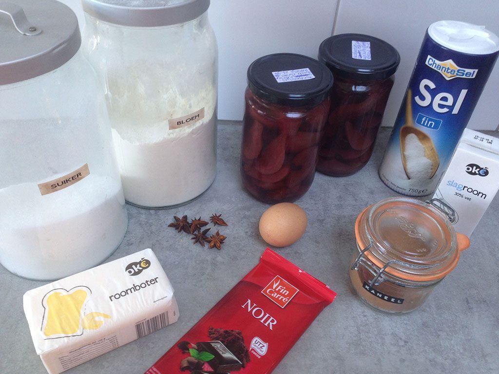 Poached pear and cinnamon pie ingredients