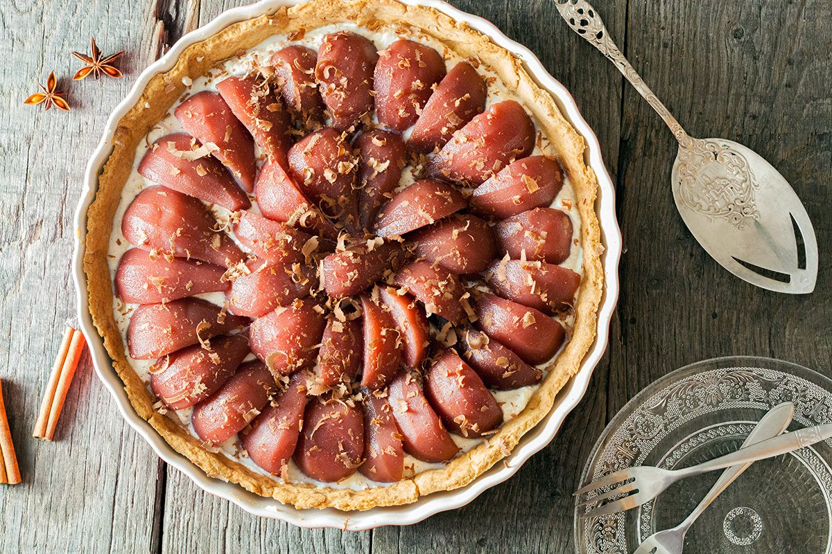 Poached pear and cinnamon pie