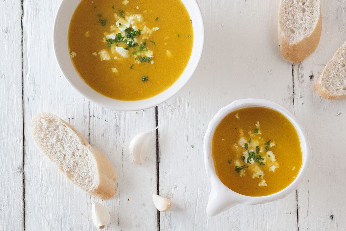 Roasted yellow pepper soup