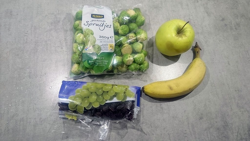 Brussels sprouts with apple and banana ingredients
