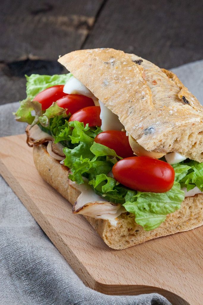 Smoked chicken breast and red pesto sandwich