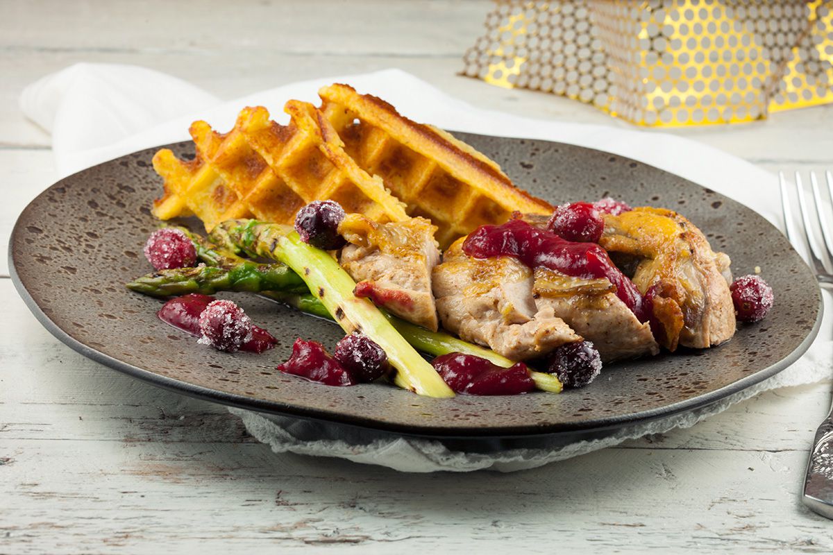 Guinea fowl with cranberries and potato waffles