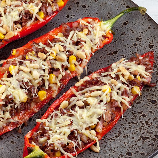 Stuffed pointed peppers with red rice and bacon