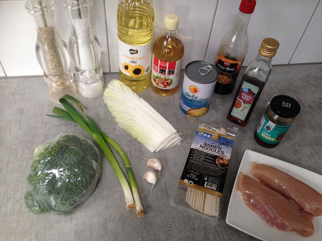 Chicken, noodles and baby corn stir-fry ingredients