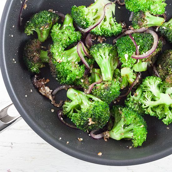 Pan-roasted broccoli with garlic