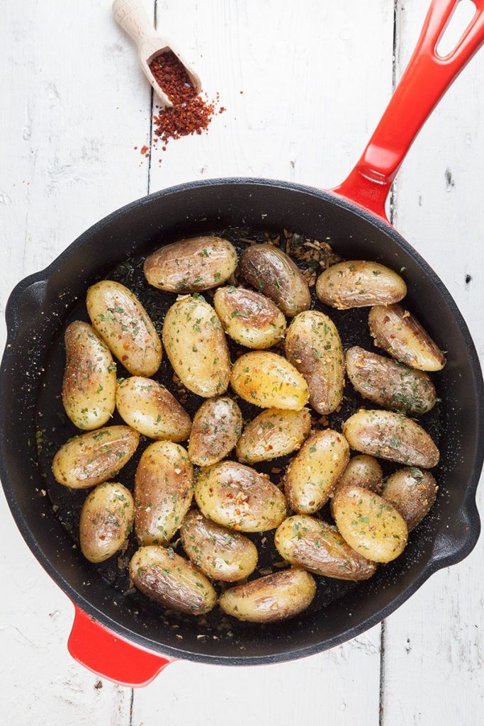 Pan-roasted garlic potatoes
