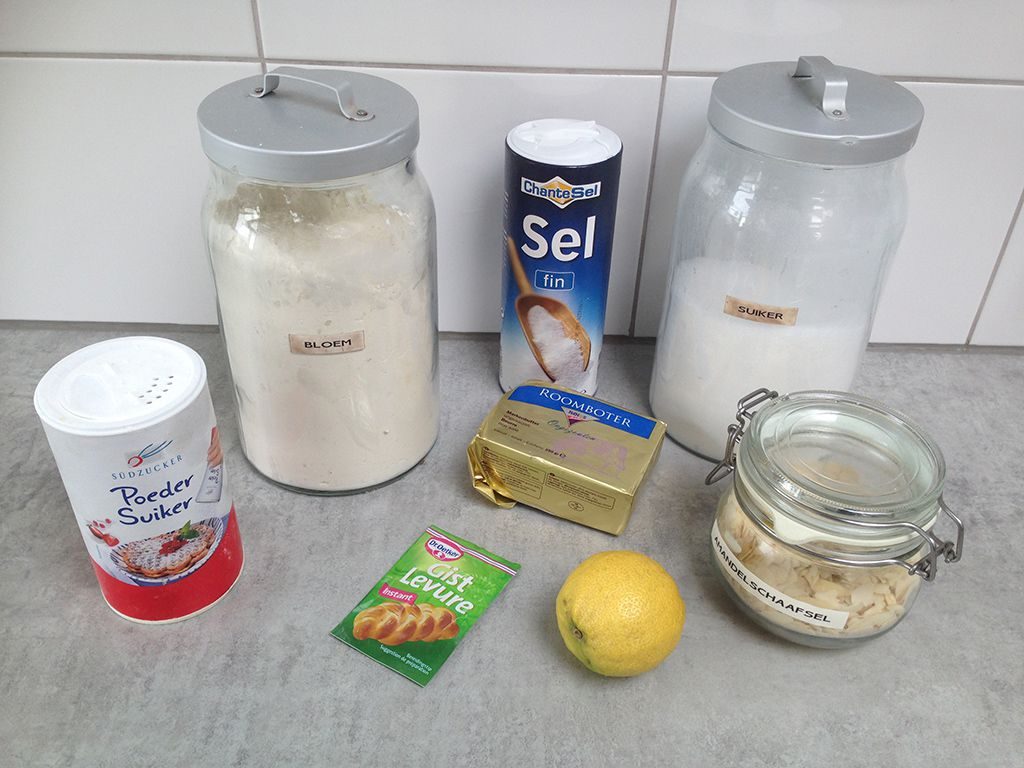 Almond cruffins ingredients