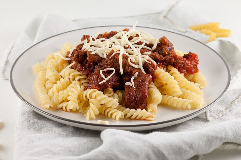 Pasta sauce with ground beef and tomatoes - ohmydish.com