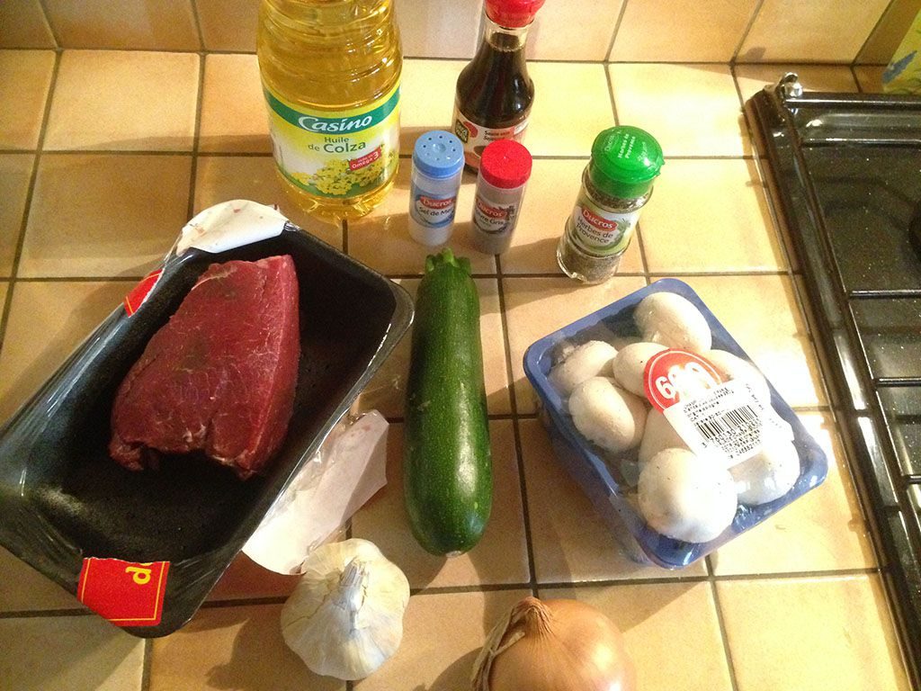 Marinated beef with zucchini and mushrooms ingredients