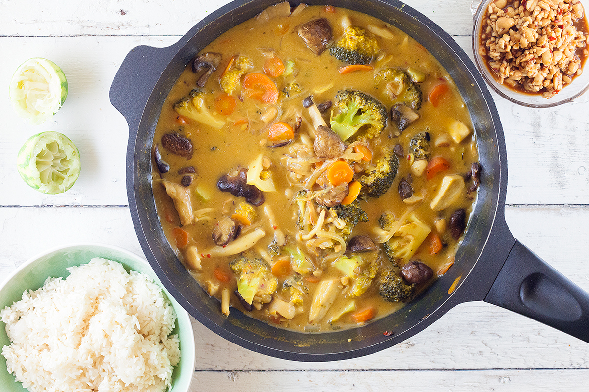 Mushroom curry with rice
