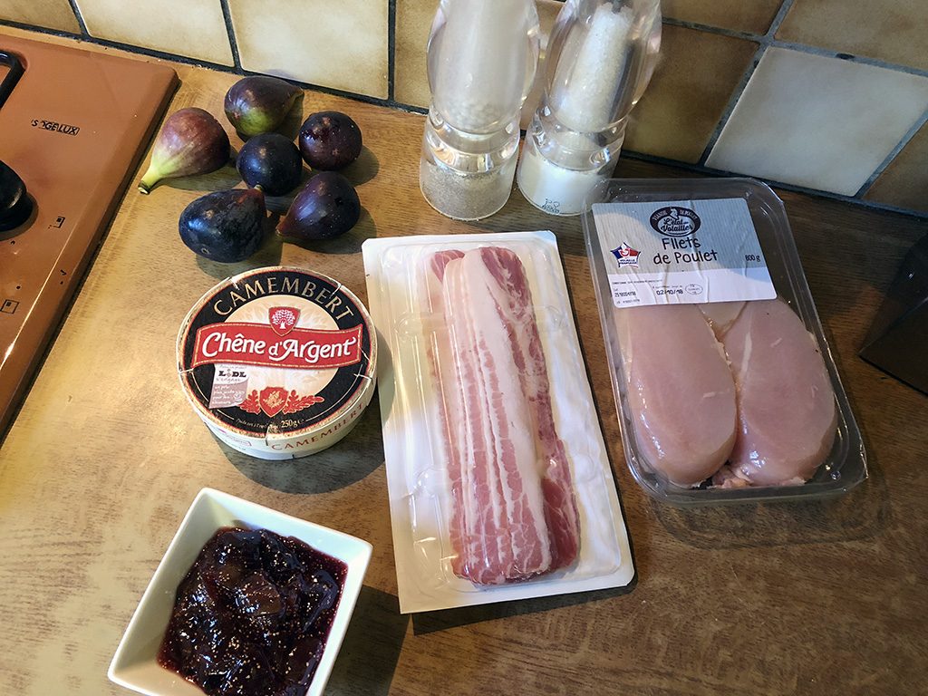 Fig and camembert chicken ingredients