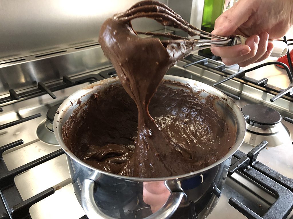 Chocolate malteser pie filling