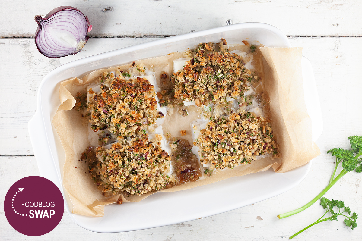 Oven-baked cod with a crispy crust