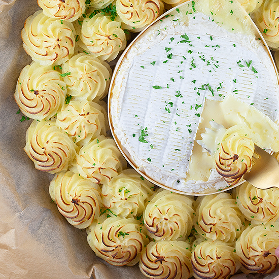 Oven baked camembert with pommes duchesse