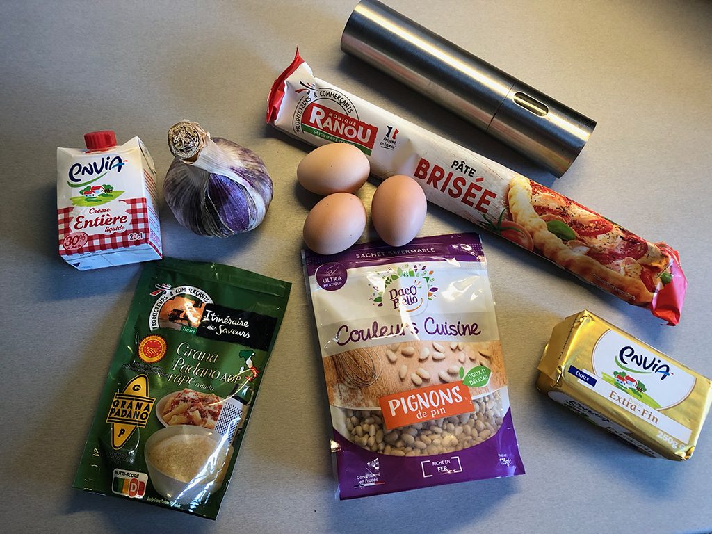 French garlic and pine nuts pie ingredients