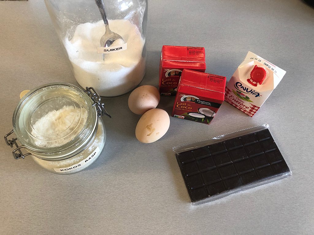 Coconut ice cream ingredients