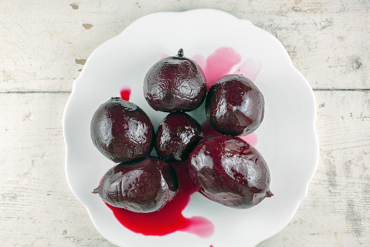 Roasted red beets