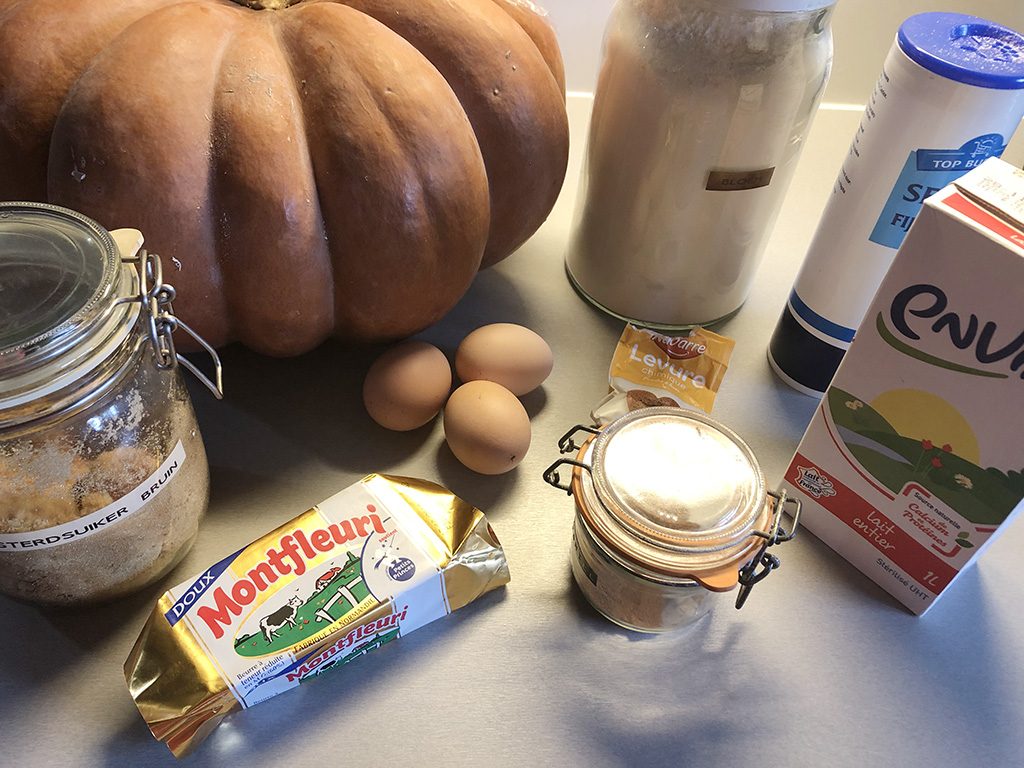 Pumpkin waffles ingredients