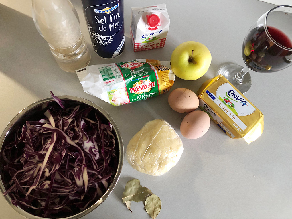 Mini red cabbage quiches ingredients