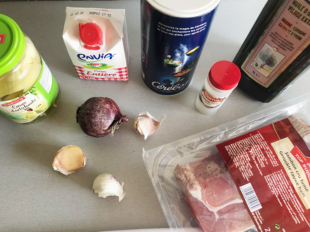 Artichoke with ham ingredients