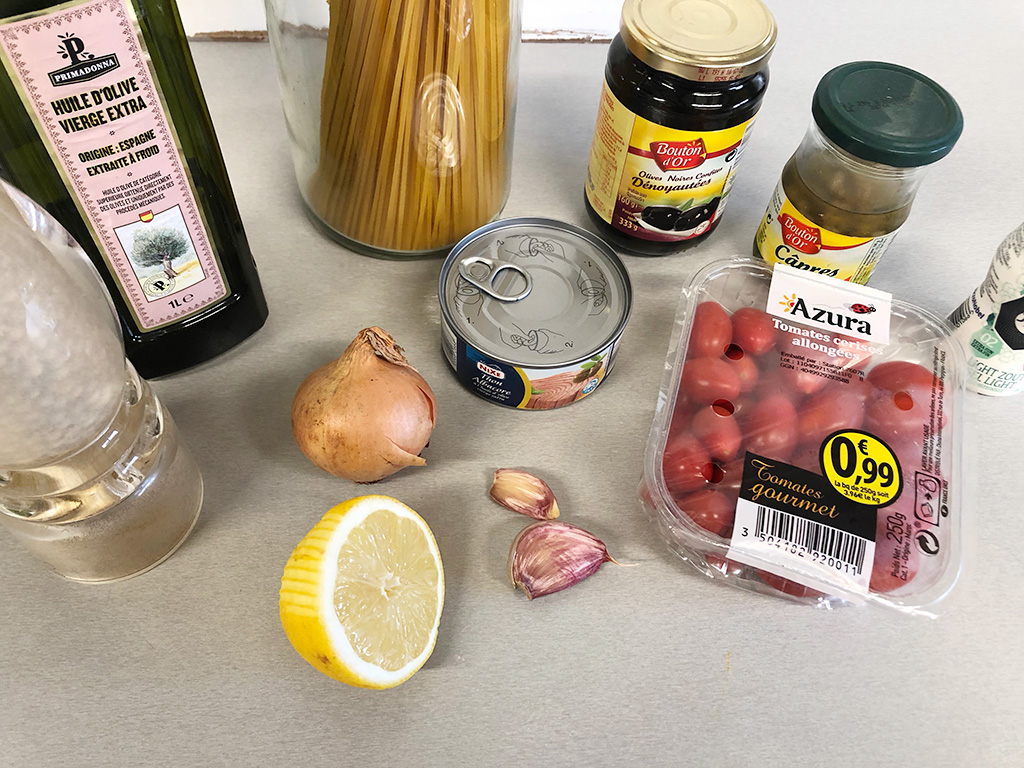 Easy tuna pasta ingredients
