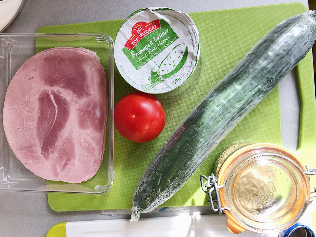 Ham and herbed cheese cucumber bites ingredients