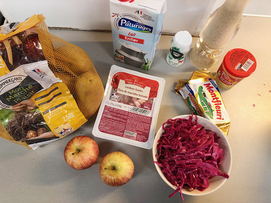 Dutch red sauerkraut potato mash ingredients