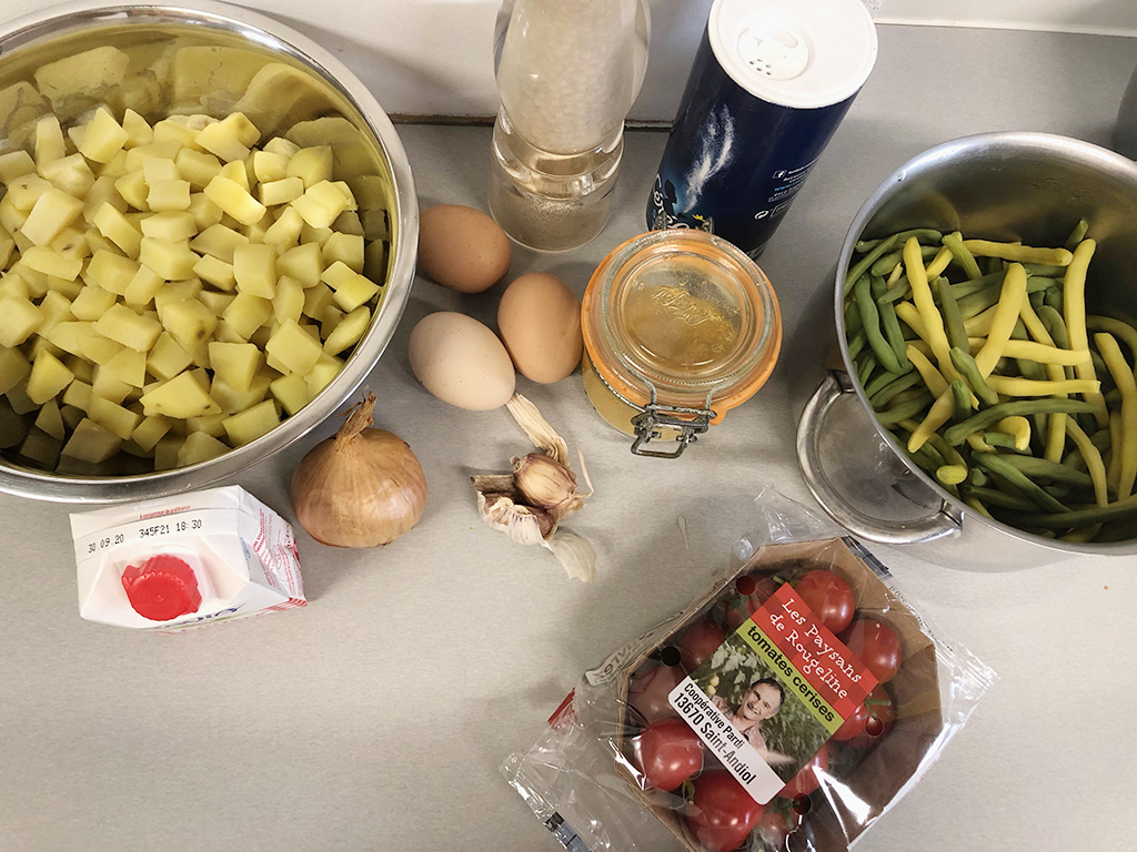 Green bean casserole ingredients